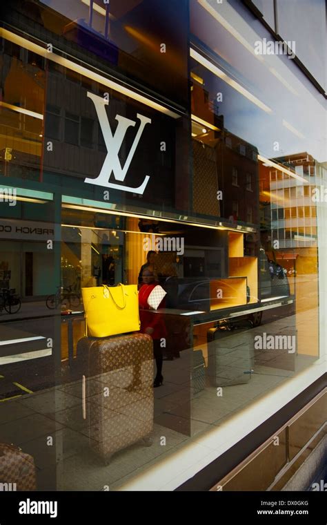 louis vuitton uk oxford street.